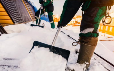 Bruk sunn fornuft og rett utstyr: Slik måker du trygt i vinter