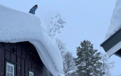 Får du hjelp til snøryddinga – hugs arbeidsmiljøloven