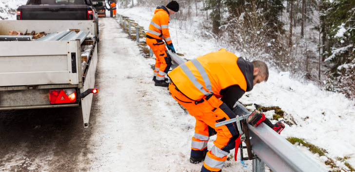 Arbetsmiljöverket granskar arbete vid väg för ökad säkerhet