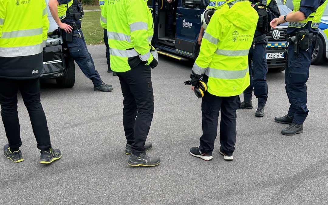 Myndighetsgemensam kontroll av arbetskraft på stort bygge